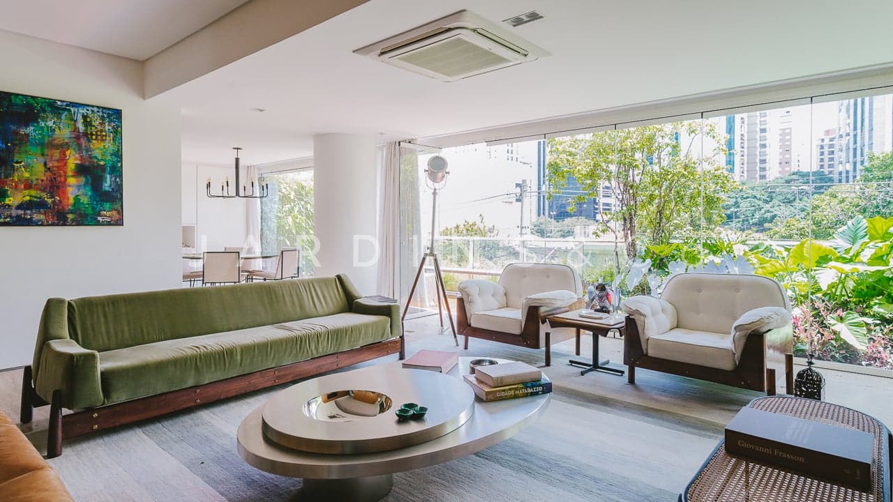 Apartamento em Itaim Bibi