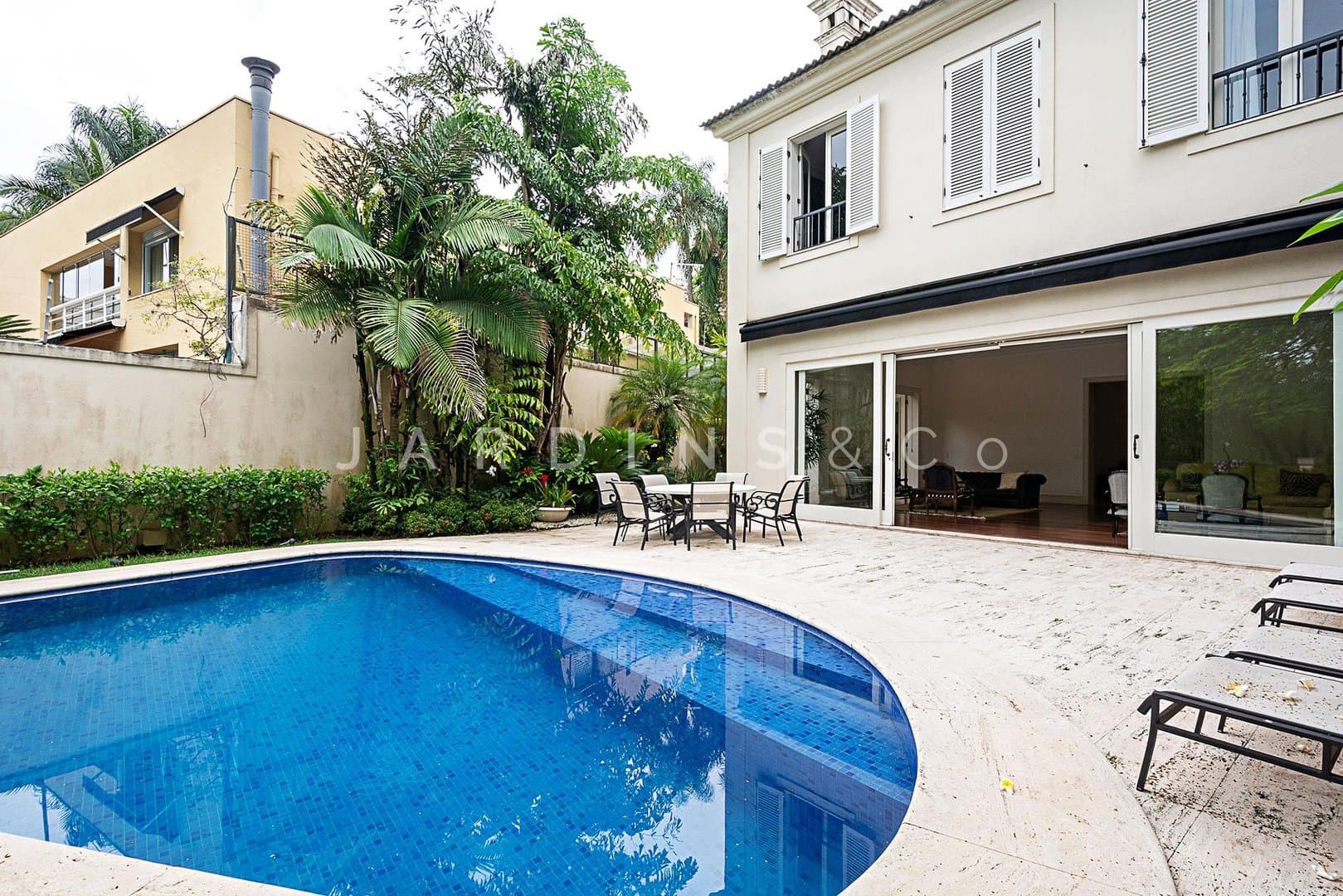 Casa em Jardim Guedala