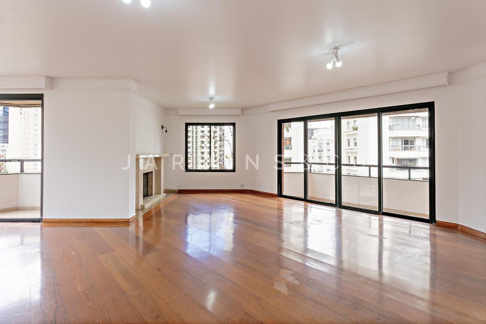 Apartamento em Itaim Bibi