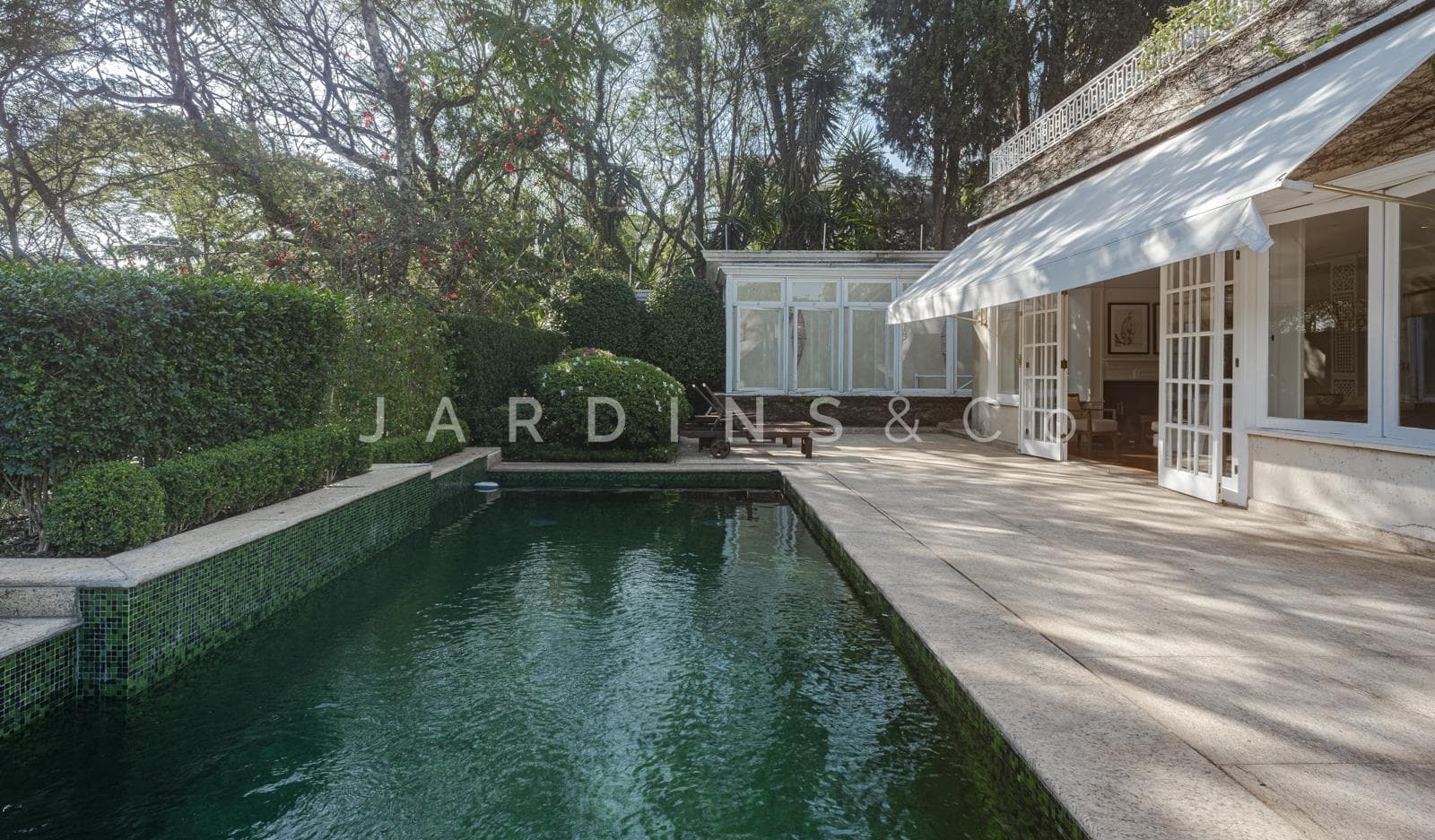 Casa em Jardim Leonor