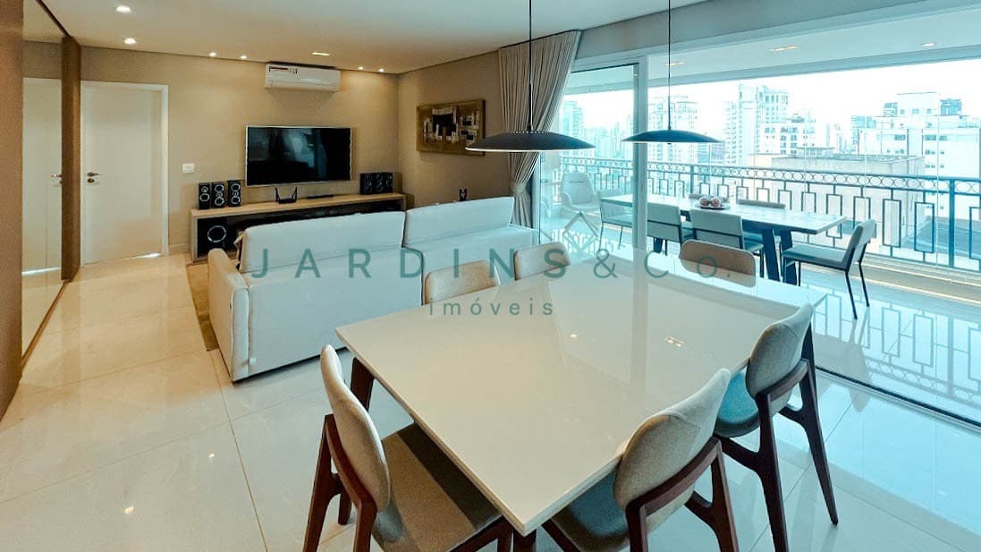 Apartamento em Vila Olímpia